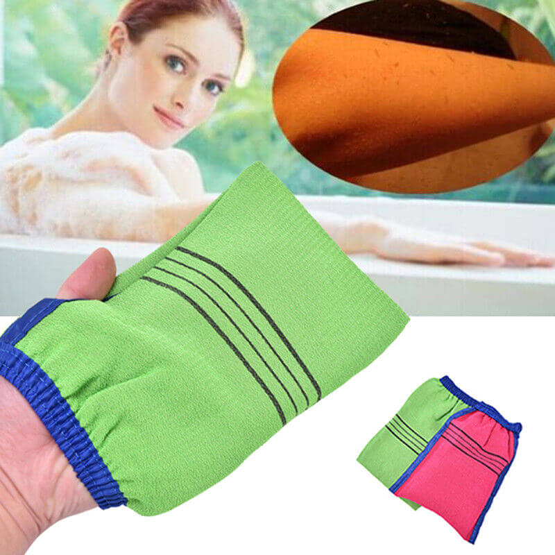 Green and pink Moroccan exfoliating scrub glove for deep skin cleansing and rejuvenation.